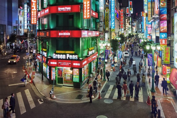 Shopping Street in Shinjuke